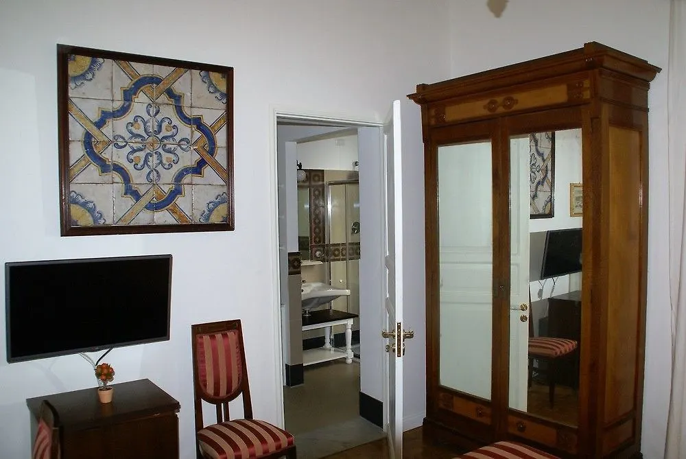 *** Couette-café Bed and Breakfast Palazzo Benso à Palerme Italie