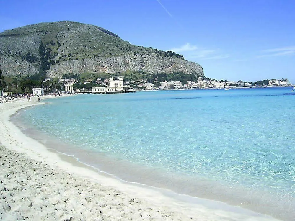 Palazzo Benso Bed & Breakfast Palermo 3*,